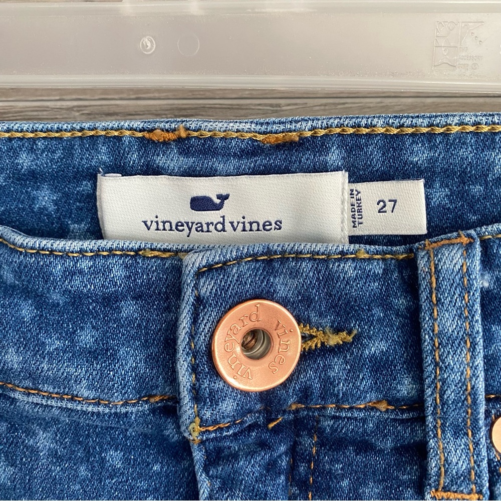 !BUNDLE! Vineyard Vines Jean Shorts - Picture 3 of 7